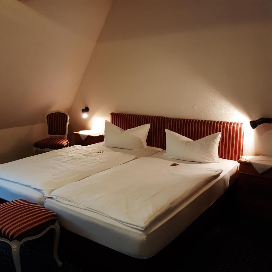Pension Marienhof Kobern-Gondorf Bagian luar foto