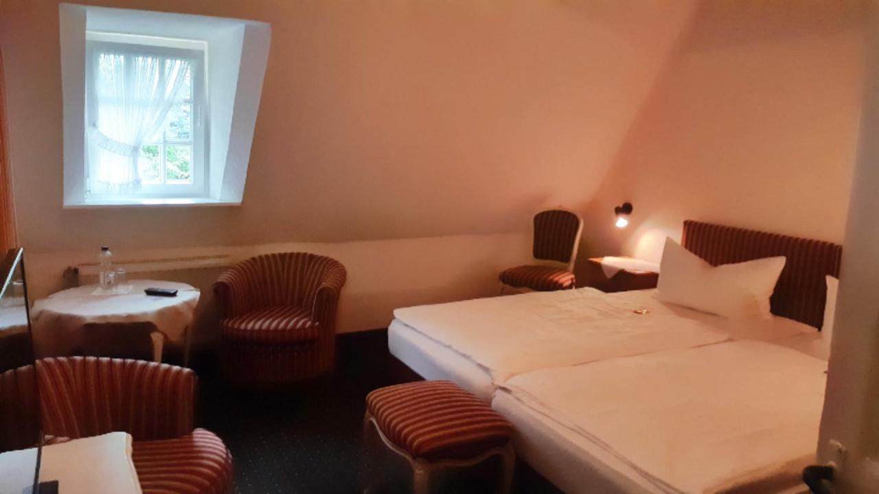 Pension Marienhof Kobern-Gondorf Bagian luar foto