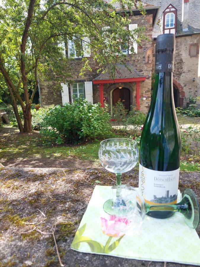Pension Marienhof Kobern-Gondorf Bagian luar foto