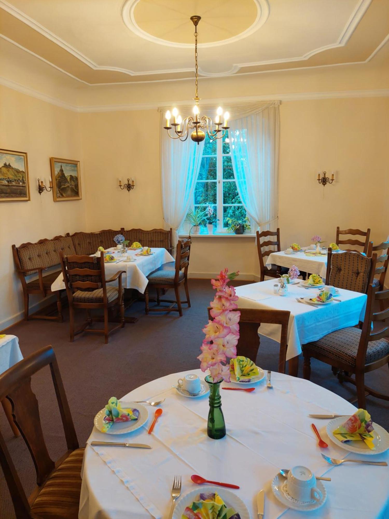 Pension Marienhof Kobern-Gondorf Bagian luar foto
