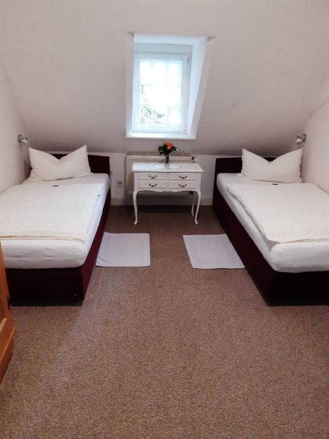 Pension Marienhof Kobern-Gondorf Bagian luar foto