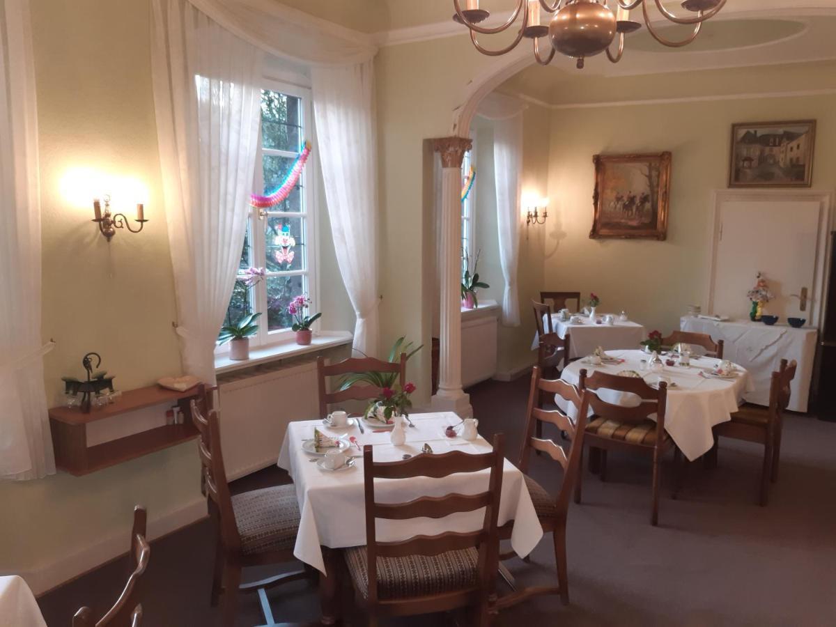 Pension Marienhof Kobern-Gondorf Bagian luar foto