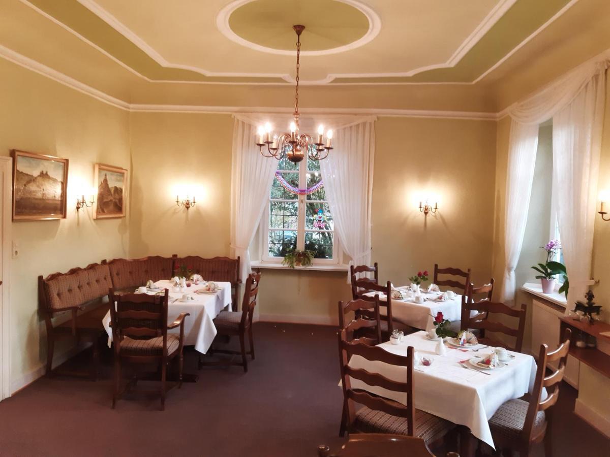 Pension Marienhof Kobern-Gondorf Bagian luar foto